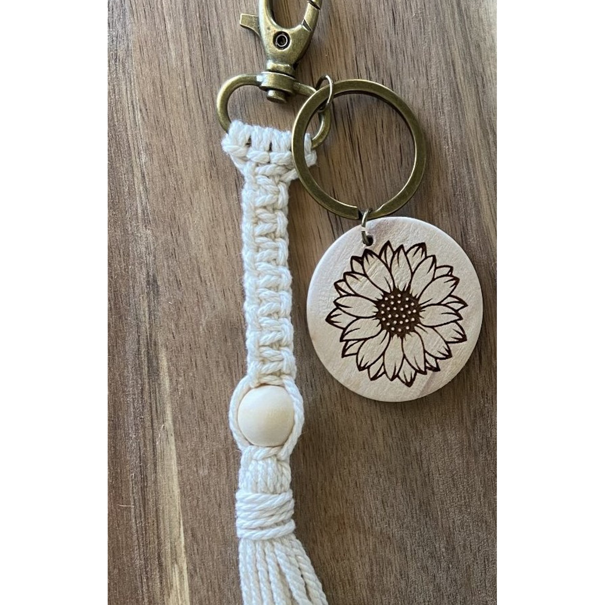 BOHO MACRAME KEYCHAIN