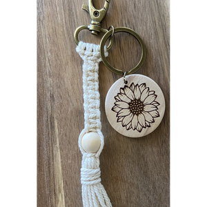 BOHO MACRAME KEYCHAIN